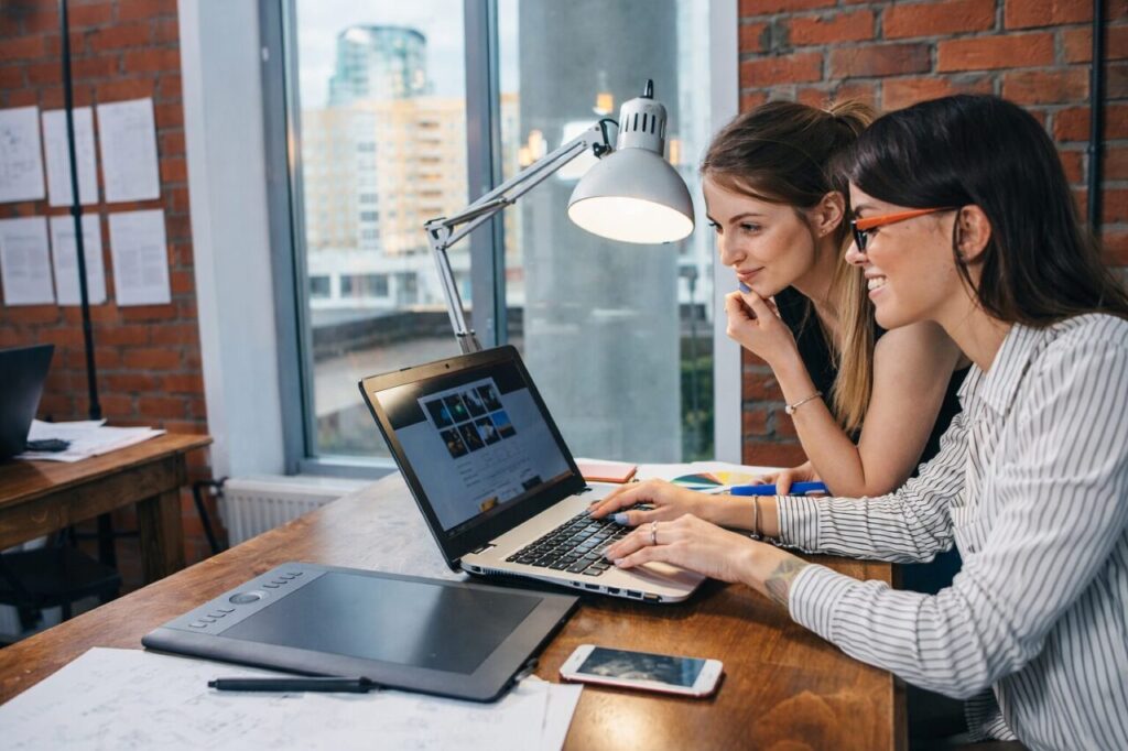 collaboration site internet multilingue pour entreprises transfrontalières