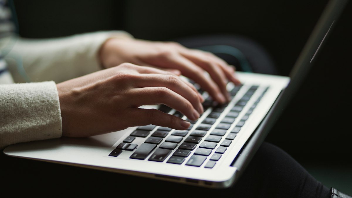 Négociation par e-mail lors du rachat d'un nom de domaine auprès de son titulaire